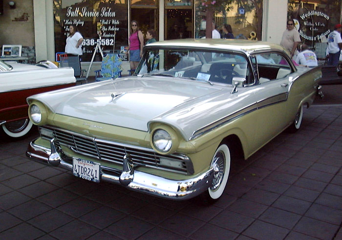 File:Fairlane57.jpg