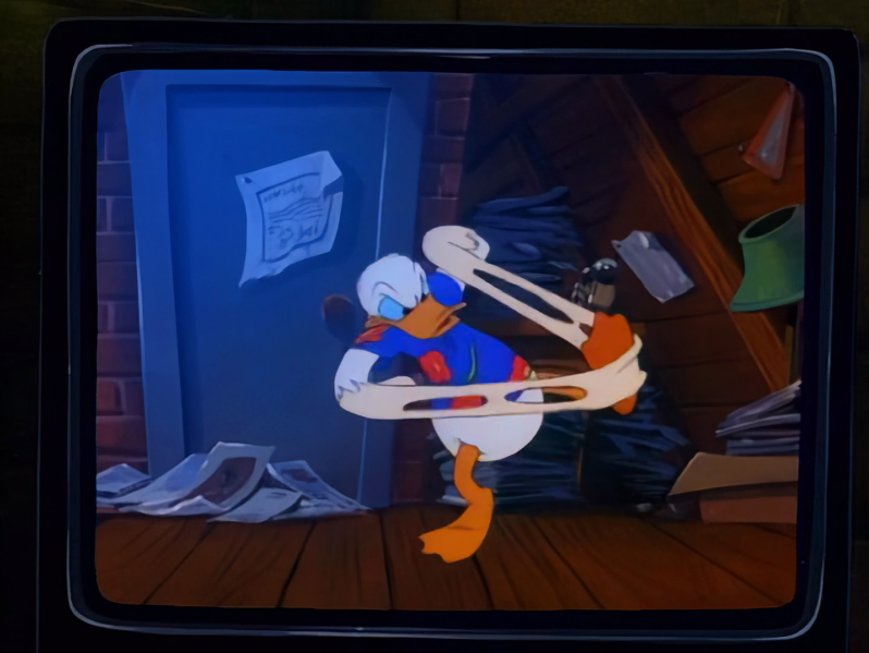 File:Donald Duck Enter Macbeth.png